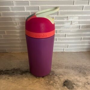 Owala kids Purple and Pink Water Bottle